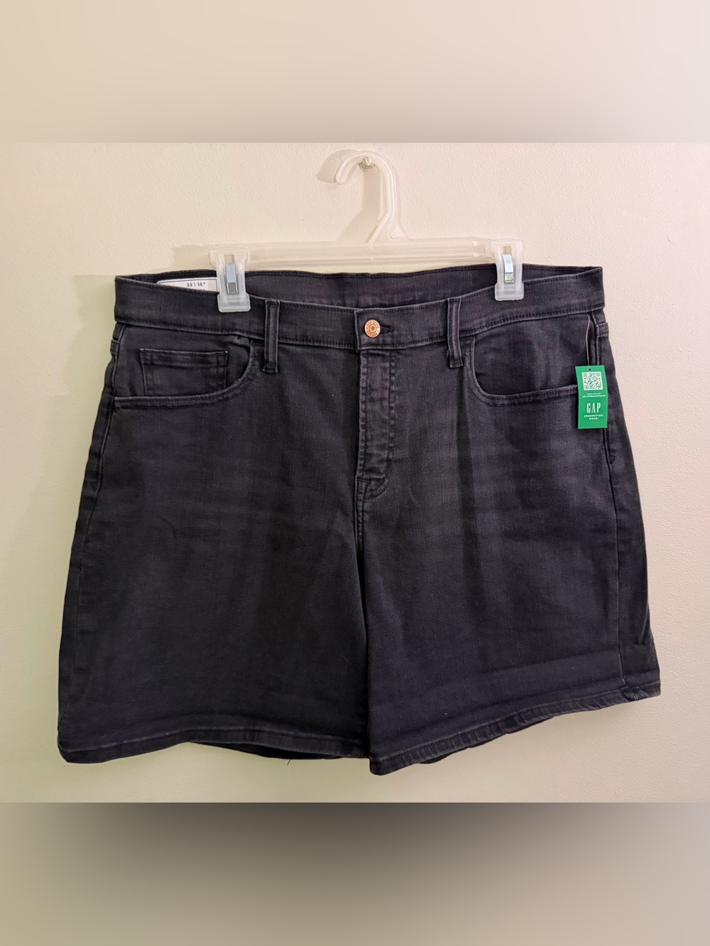 16 Tall/33 GAP Black Mid-Rise Denim Shorts NWT